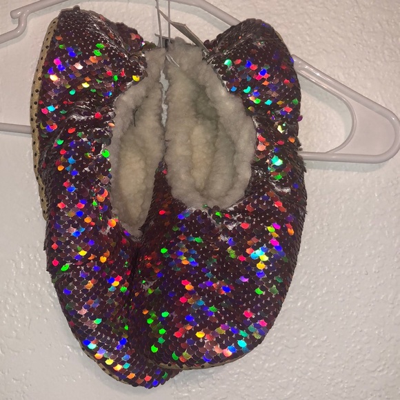 Old Navy Other - Pink Sparkle Sequin Slippers w/fake Sherpa lining